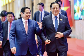 Vietnam News Today (Dec. 4): Vietnam, Laos Aim for Deeper, Broader Partnership in New Era of Trust