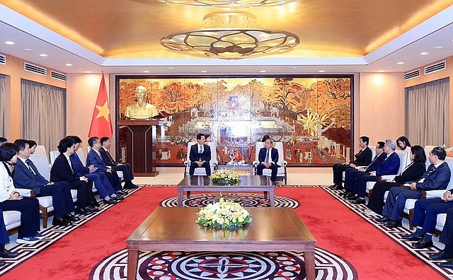 Chairman of the Ha Noi People’s Committee Vu Dai Thang hosts a reception for Seoul Mayor Oh Se-hoon, Ha Noi, December 5, 2025 - Photo: VGP Chairman of the Ha Noi People’s Committee Vu Dai Thang hosts a reception for Seoul Mayor Oh Se-hoon, Ha Noi, December 5, 2025 - Photo: VGP