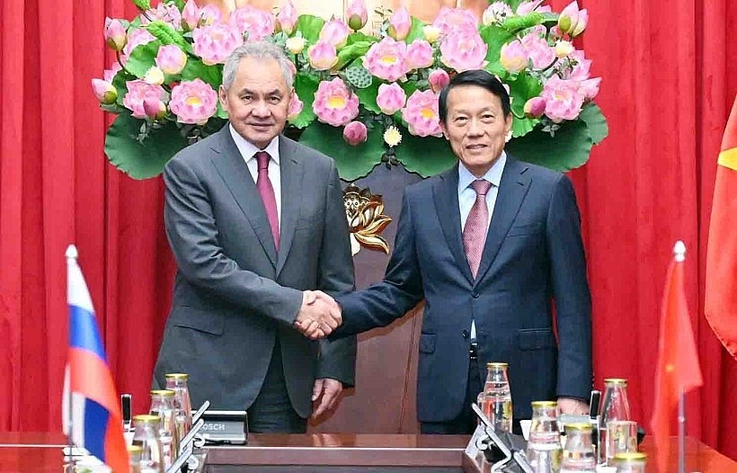 Minister of Public Security General Luong Tam Quang (right) and Secretary of the Russian Federation Security Council Sergei Shoigu at their meeting in Hanoi on December 9 (Photo: VNA) Minister of Public Security General Luong Tam Quang (right) and Secretary of the Russian Federation Security Council Sergei Shoigu at their meeting in Hanoi on December 9 (Photo: VNA)