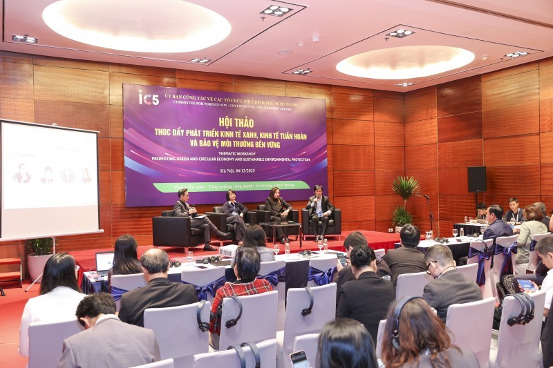 Green Economy and Circular Economy: Need to Standardize Technology and Improve Regulatory Framework Green Economy and Circular Economy: Need to Standardize Technology and Improve Regulatory Framework