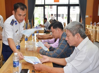 Legal fishing, “yellow card” lifting