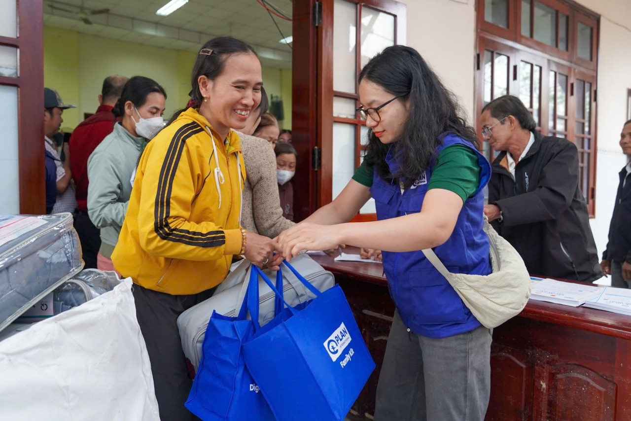 Plan International Vietnam Implements Emergency Aid Package Worth VND 1.848 Billion in Da Nang