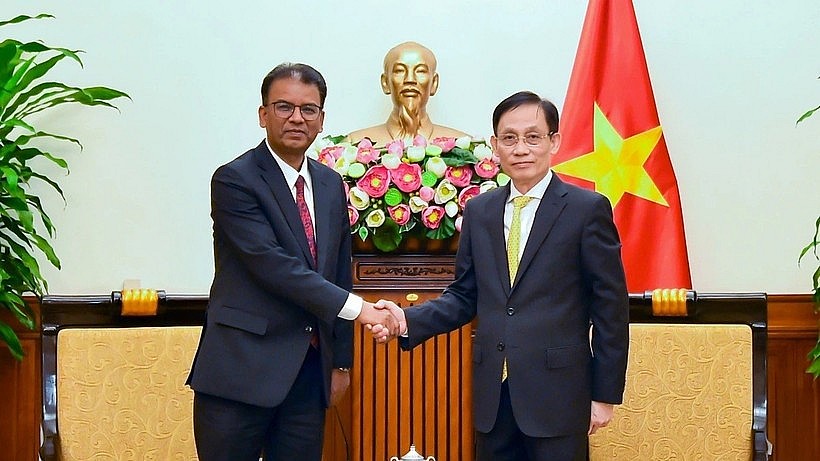Minister of Foreign Affairs Le Hoai Trung receives Non-Resident Ambassador of Nepal to Vietnam Dhan Bahadur Oli in Hanoi on December 13, 2025. Photo courtesy of the Ministry of Foreign Affairs. Minister of Foreign Affairs Le Hoai Trung receives Non-Resident Ambassador of Nepal to Vietnam Dhan Bahadur Oli in Hanoi on December 13, 2025. Photo courtesy of the Ministry of Foreign Affairs.