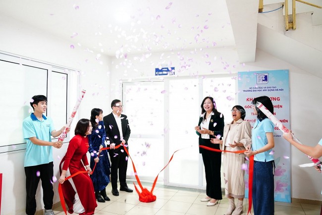 Launch of “Student-Friendly Health Corner” In Vietnam