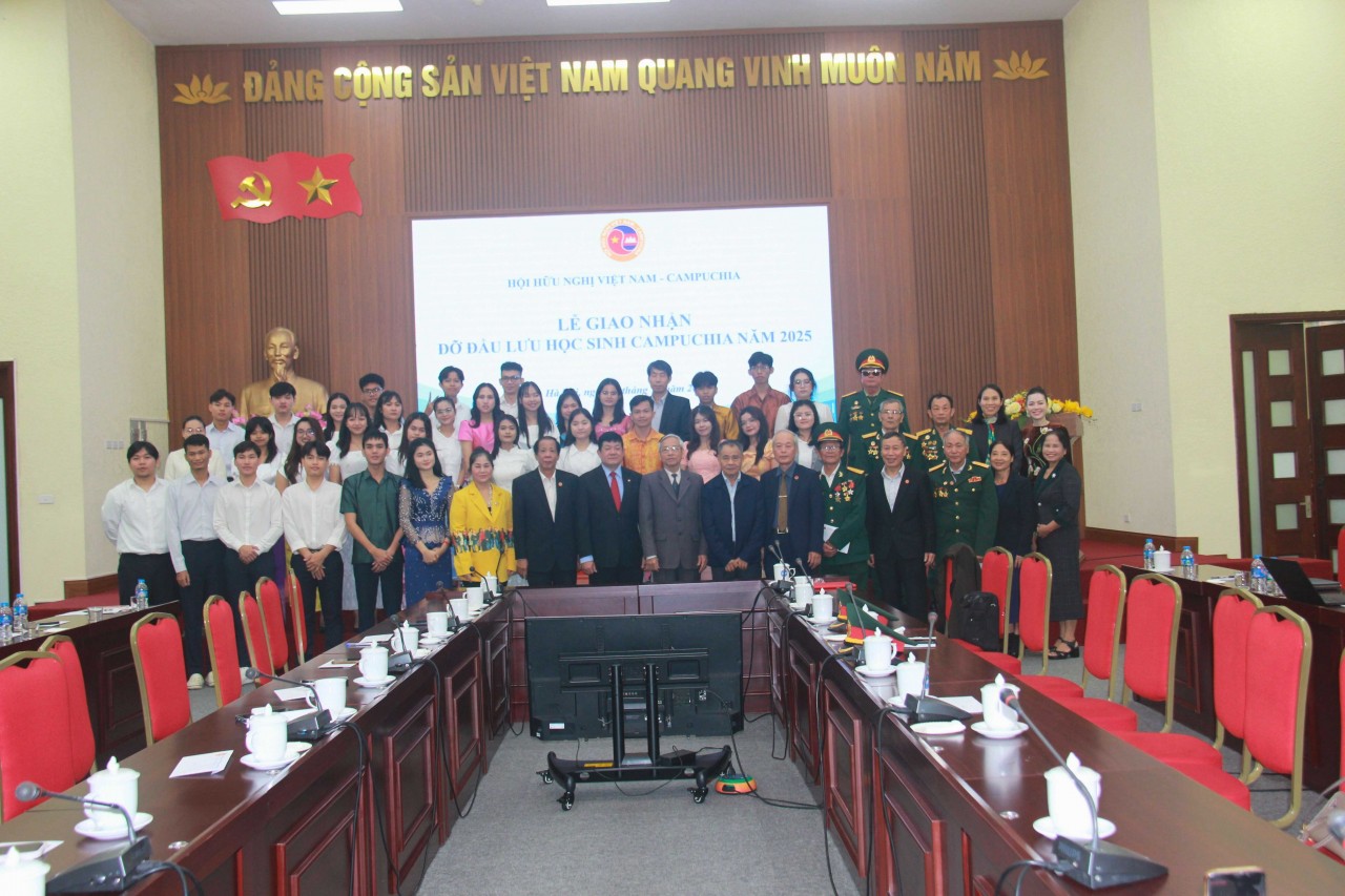 Vietnam-Cambodia Friendship Association Continues to “Nurture Friendship” for 47 Cambodian Students