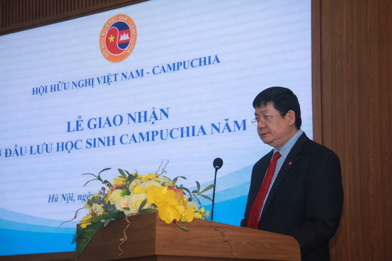 Vietnam-Cambodia Friendship Association Continues to “Nurture Friendship” for 47 Cambodian Students
