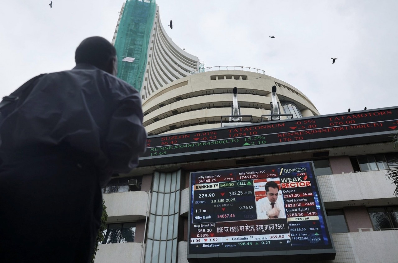 India Equity Benchmarks Open Higher Rate Cut Bets Foreign Inflow