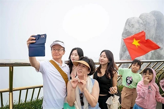 Da Nang is among top choices for families from the Republic of Korea. (Photo: VNA)