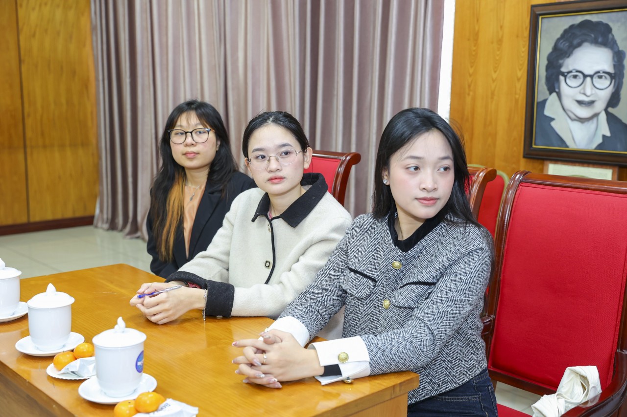 Vietnam-Netherlands Friendship Meeting Through Film Frames and Historical Memories