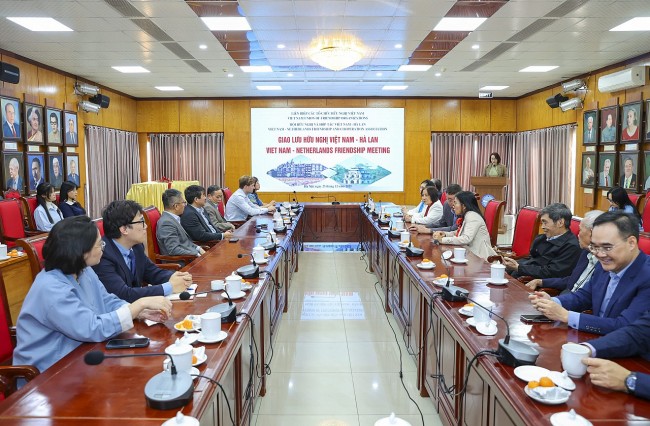 Vietnam-Netherlands Friendship Meeting Through Film Frames and Historical Memories