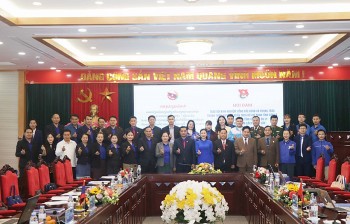 Vietnam News Today (Dec. 26): Vietnamese, Lao Provinces Enhance Youth Cooperation