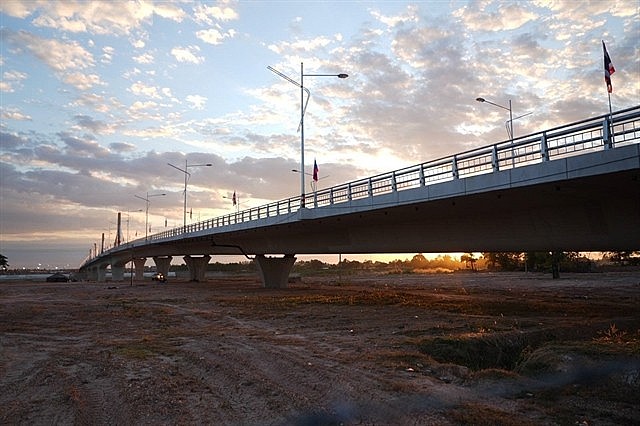The fifth Laos–Thailand Friendship Bridge spanning the Mekong River was inaugurated on Friday. — VNA/VNS Photo