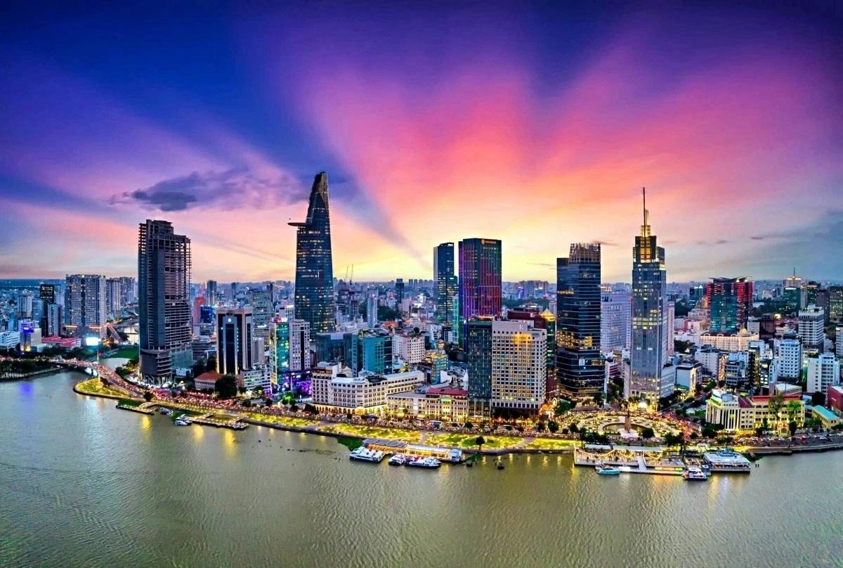 Vietnam News Today (Jan. 3):  Vietnamese Economy at Crossroads as 2026 Opens New Growth Cycle