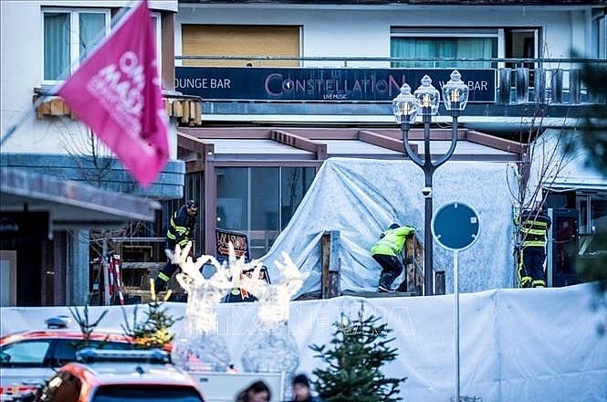 The scene of the fire at Le Constellation bar in the Crans-Montana ski resort in the canton of Valais (Photo published by VNA) The scene of the fire at Le Constellation bar in the Crans-Montana ski resort in the canton of Valais (Photo published by VNA)