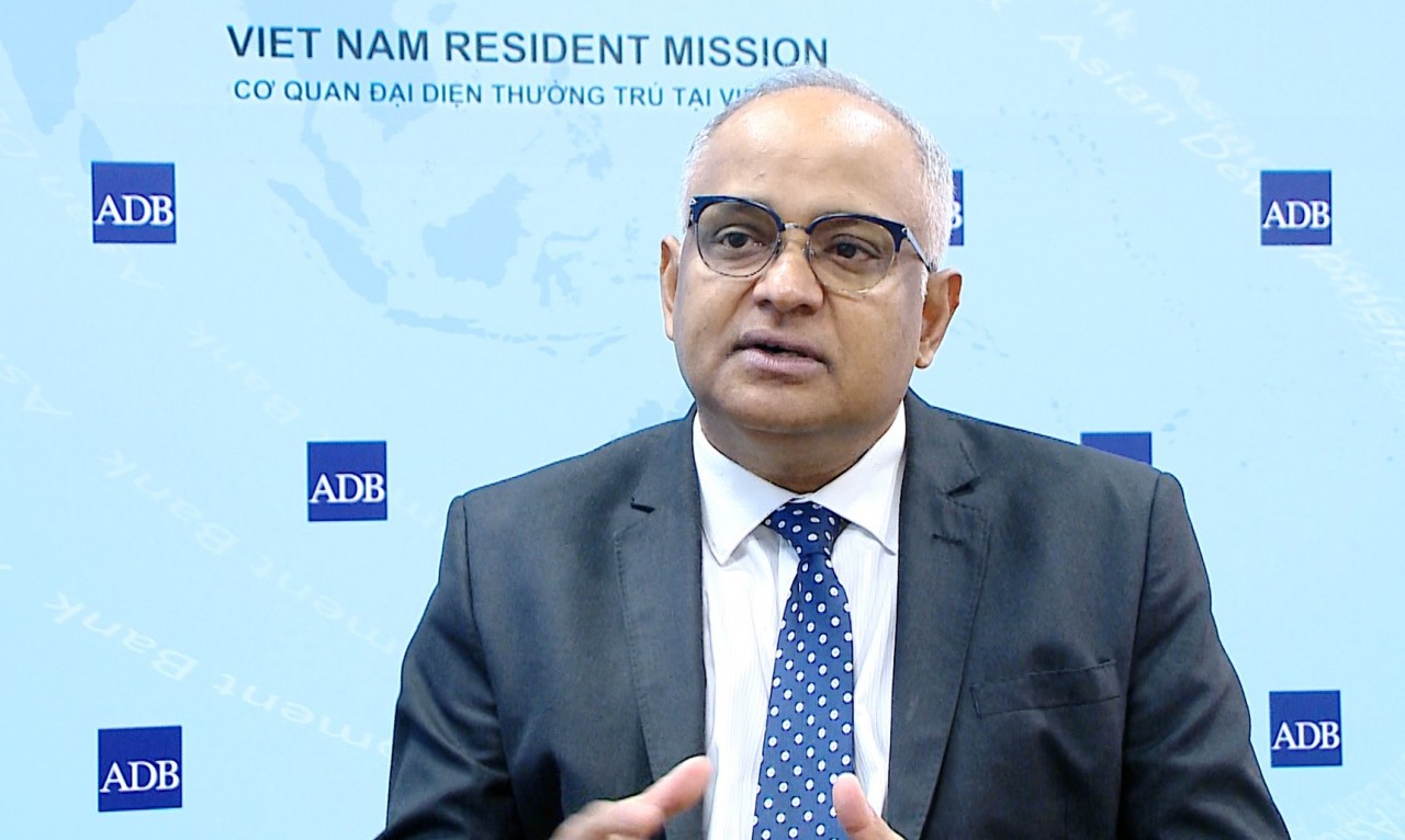 International Scholars: 14th National Party Congress Opens New Era of Development for Vietnam