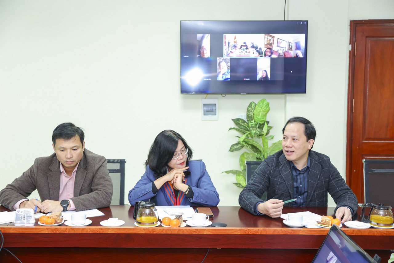 Vietnam-Chile: Linking People-to-People Exchanges with Local Connectivity and Concrete Cooperation Models Vietnam-Chile: Linking People-to-People Exchanges with Local Connectivity and Concrete Cooperation Models