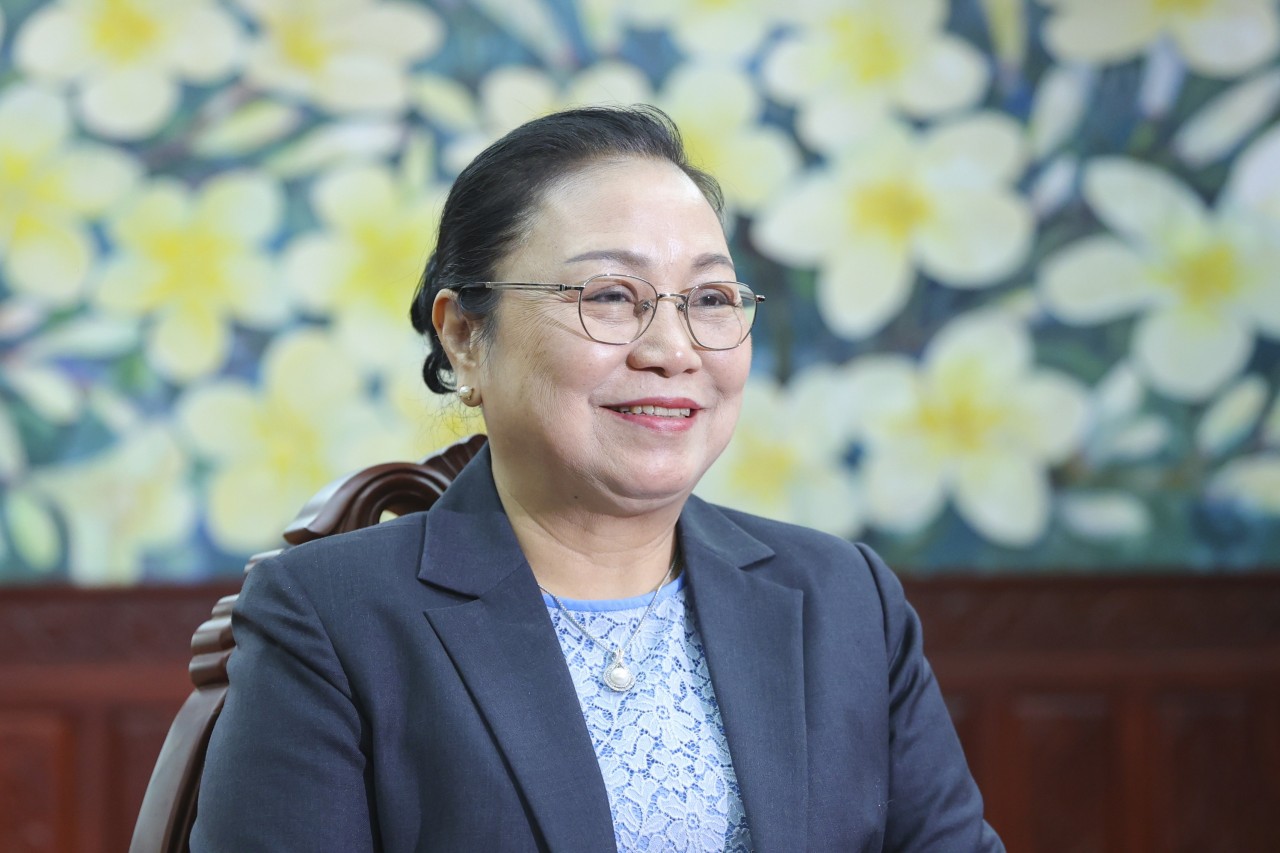 Lao Ambassador to Vietnam Expresses Confidence that the 14th National Congress Will Provide Strong Momentum for Vietnam’s Comprehensive Development