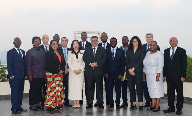 Deputy FM hosts non-resident ambassadors attending 14th National Party Congress