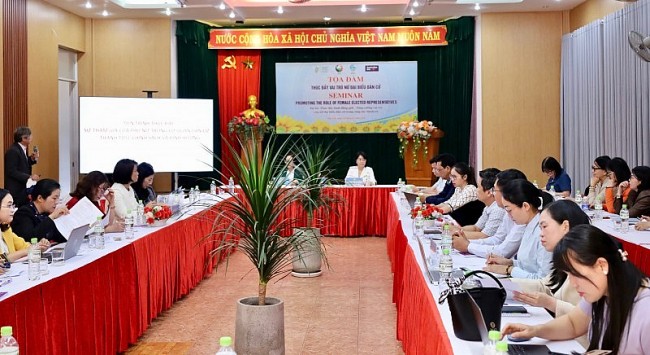 Dak Lak Women and APHEDA Promote Role of Female Elected Representatives