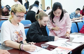 International Students Celebrate Vietnamese Tet