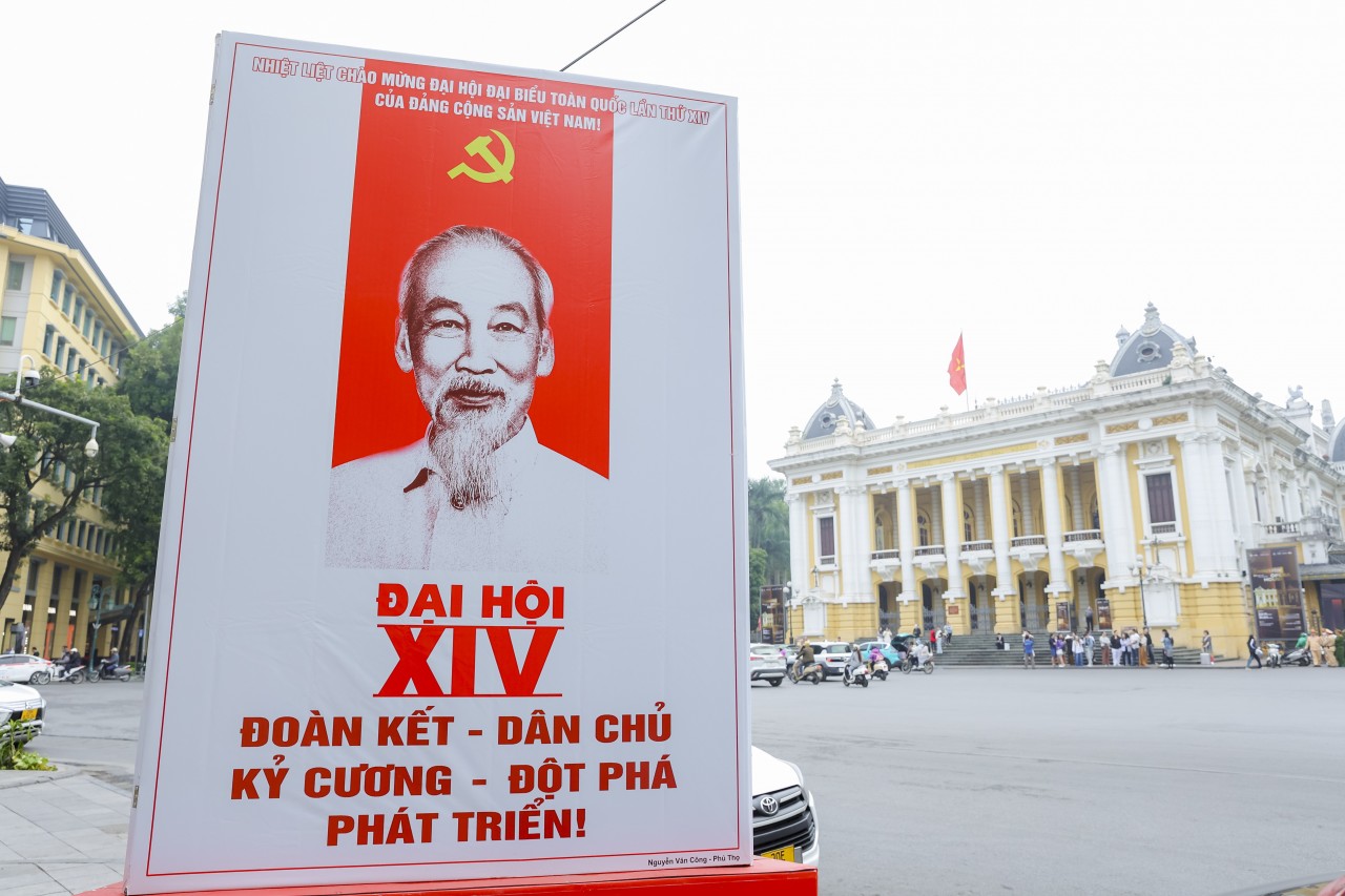 Party Committee of Viet Nam Fatherland Front and Central Mass Organizations Will Become Strong Pillar of Political System Party Committee of Viet Nam Fatherland Front and Central Mass Organizations Will Become Strong Pillar of Political System