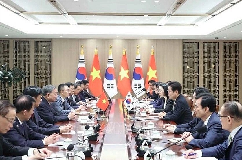 At the talks between Party General Secretary To Lam and RoK President Lee Jae Myung in Seoul on August 11, 2025.