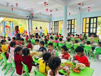 Zhi Shan Foundation Sent Tet gifts to Over 3,000 Children in Mountainous Region of Quang Tri