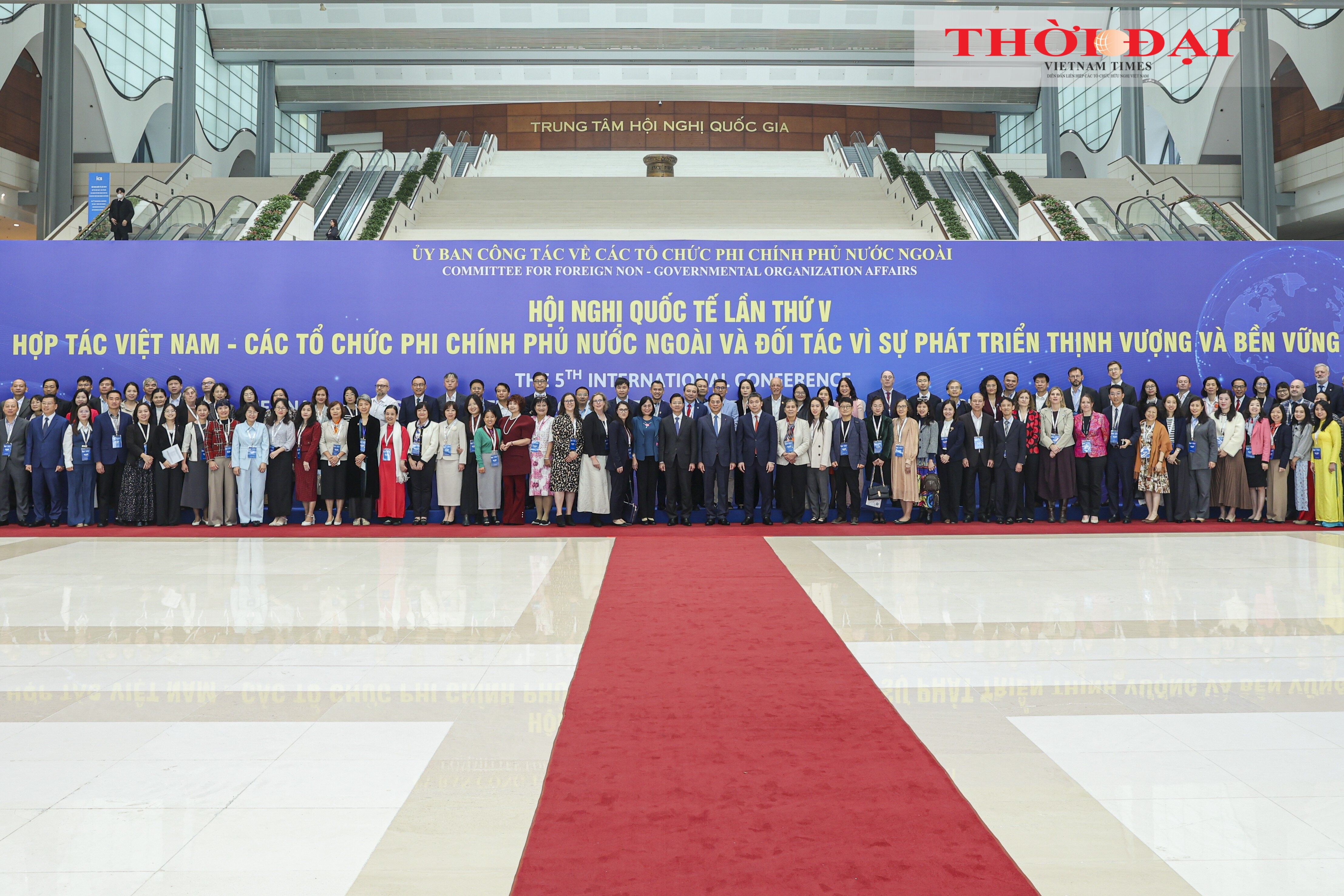 People-to-People Diplomacy: Change to Reach Further People-to-People Diplomacy: Change to Reach Further