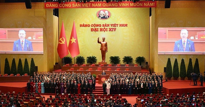 People-to-People Diplomacy: Change to Reach Further People-to-People Diplomacy: Change to Reach Further