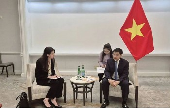 Vietnam News Today (Feb. 24): Vietnam Considers Intel Long-term Strategic Partner in Semiconductor Industry