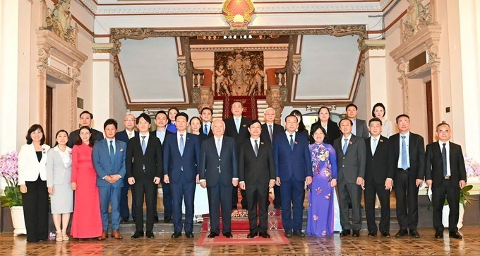 Delegates pose for a commemorative photo. (Photo: hcmcpv.org.vn)