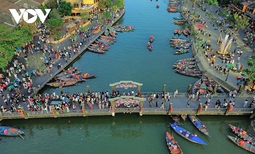 Hoai River in Hoi An.