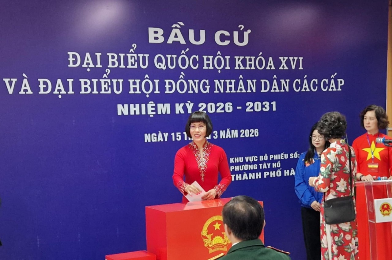 Dr. Phan Bich Thien: Returning from Europe to Join the Nation’s Election Day