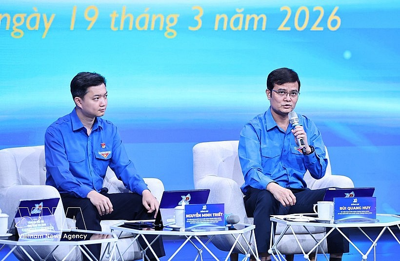 First Secretary of the HCYU Central Committee Bui Quang Huy speaks at the forum (Photo: VNA)