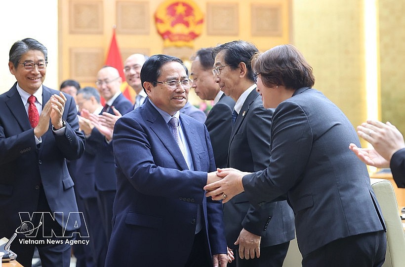 Prime Minister Pham Minh Chinh meets with leaders of Japanese businesses. (Photo: VNA)