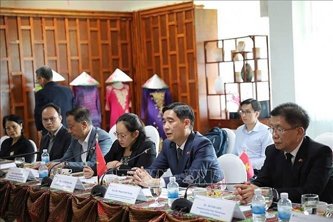 Vietnam-Thailand Promote Academic Exchange and Joint Research