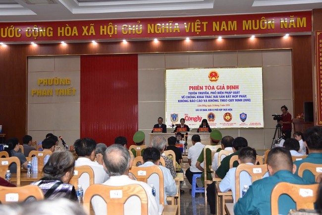 Mock Trial Raises Awareness on IUU Fishing for Lam Dong Fishermen