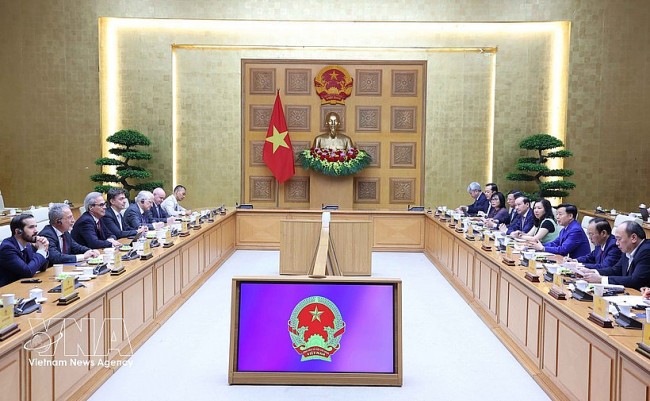 Deputy PM works with EC's inspection delegation on IUU fishing combat