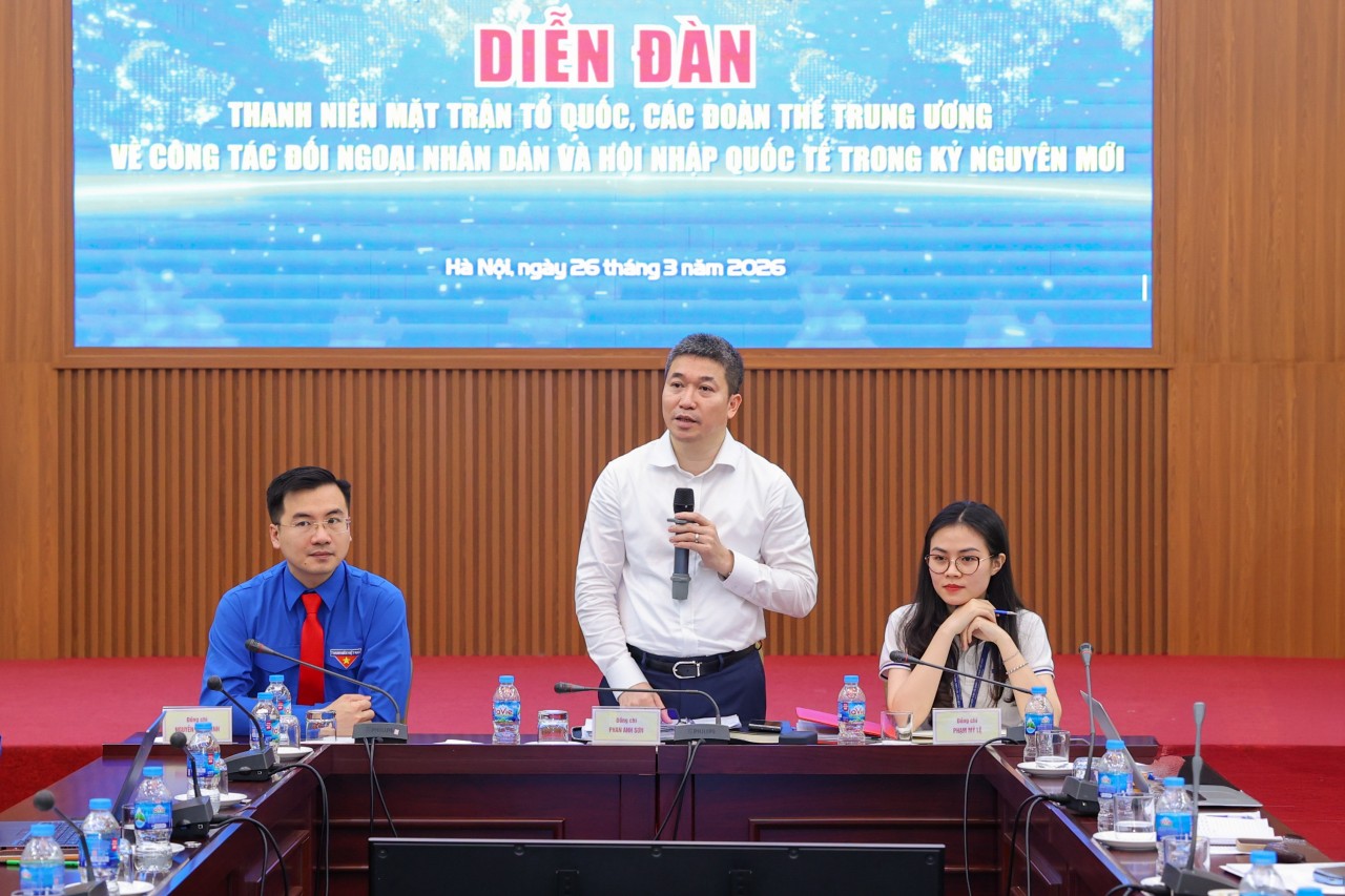 Phan Anh Son, Party Secretary and President of the Vietnam Union of Friendship Organizations, delivers remarks. (Photo: Dinh Hoa) Phan Anh Son, Party Secretary and President of the Vietnam Union of Friendship Organizations, delivers remarks. (Photo: Dinh Hoa)