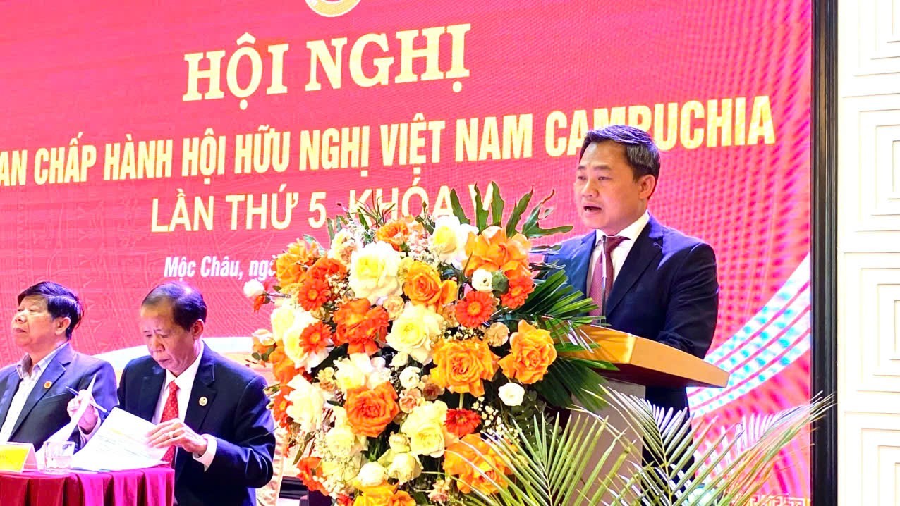 Five Key Priorities to Enhance Effectiveness of Vietnam-Cambodia People-to-People Diplomacy Five Key Priorities to Enhance Effectiveness of Vietnam-Cambodia People-to-People Diplomacy