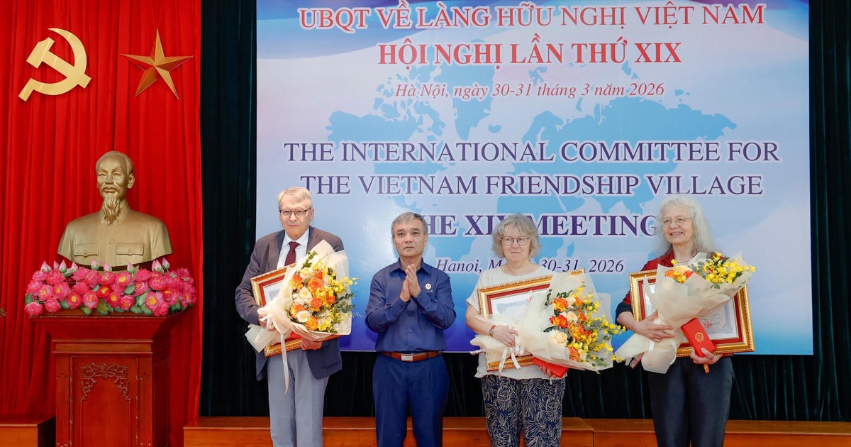 Spreading the Peace Message of Vietnam Friendship Village to International Friends