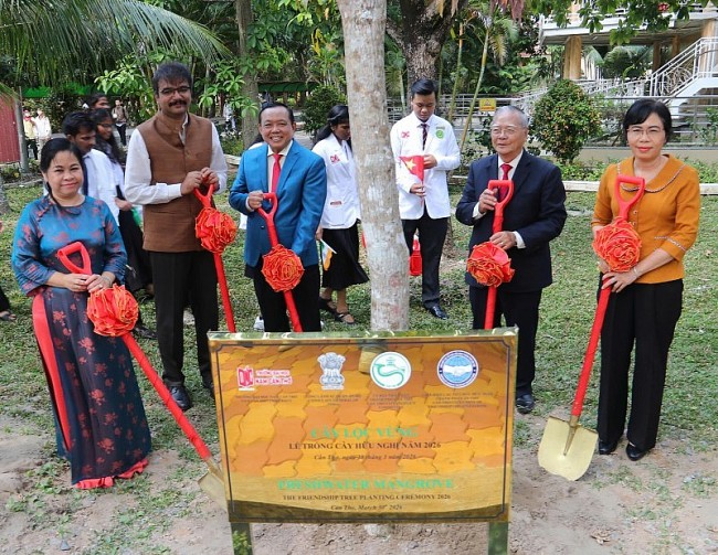 Planting Friendship Trees in Can Tho