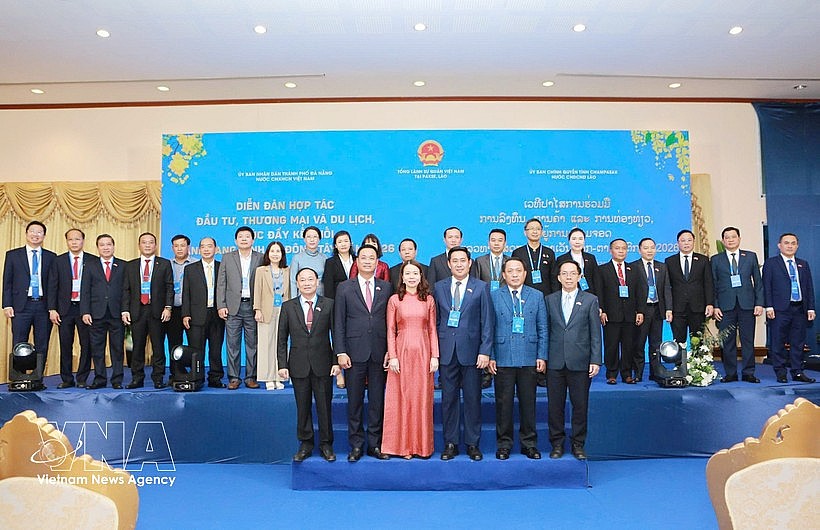 Delegates attend the forum on investment, trade and tourism cooperation to promote East–West Economic Corridor (EWEC) connectivity. (Photo: VNA)