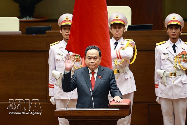 Tran Thanh Man Re-elected as Chairman of National Assembly