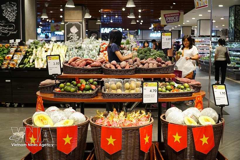 Vietnamese products are on sale at AEON supermarket in Malaysia. (Photo: VNA) Vietnamese products are on sale at AEON supermarket in Malaysia. (Photo: VNA)
