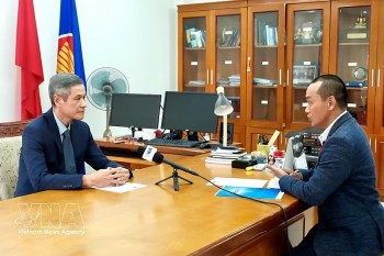 Vietnam News Today (Apr. 8): Vietnam, Cambodia Set Sights on Comprehensive Breakthrough in Bilateral Ties