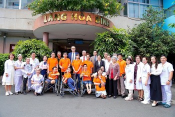 French Friends Help Vietnamese Victims of Agent Orange and Orphans