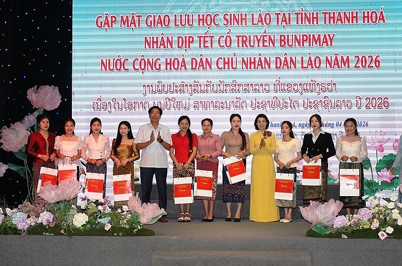 Thanh Hoa and Da Nang Celebrate Bunpimay New Year for Lao Students Thanh Hoa and Da Nang Celebrate Bunpimay New Year for Lao Students