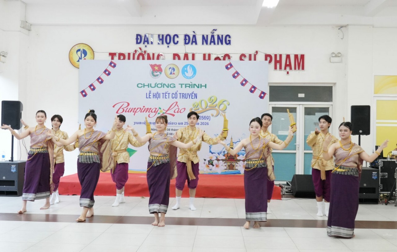 Lao and Cambodian Students Celebrate Traditional New Year Festivals in Vietnam