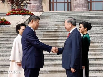 Xi Jinping Hosts Welcome Ceremony for Top Vietnamese Leader